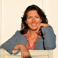 Transforming Bad Breaks into Breakthroughs – Dr. Michaela Haas