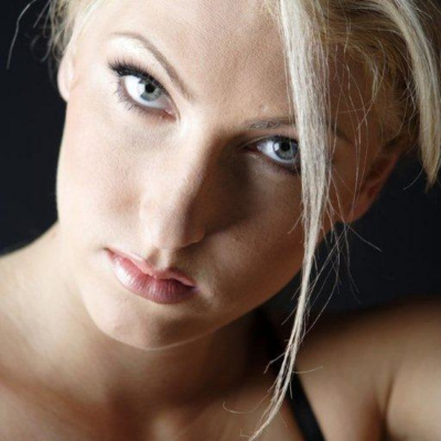 Kink Korner With Constance