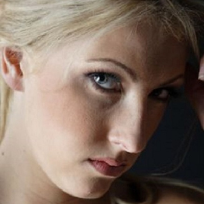 Kink Korner With Constance