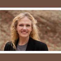 Get LinkedIn to New Leads with Lori Ruff