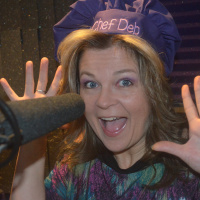 009 Deb Munro (Dragon Ball, Neverwinter Nights) Earning a living with your voice