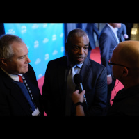 097 LeVar Burton (Star Trek, Big Bang Theory), Russell Peters (Jungle Book)  more on the Red Carpet