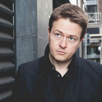 LLA Ep.#229: Johann Hari - Author of the New York Times best-selling book, LOST CONNECTIONS: Uncovering The Real Causes of Depression - and the Unexpected Solutions