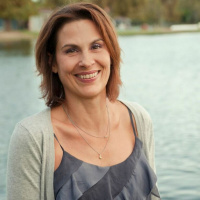 Moving On to a Healthy and Thriving Life! with Marilyn Alauria