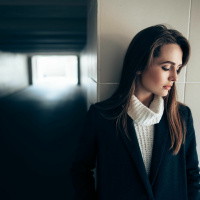 When Should You Not Be Vulnerable?