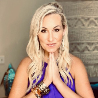 #758: Moving On to a Healthy and Thriving Life! With Dr. Karin Luise