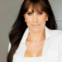 Moving On to a Healthy and Thriving Life! with Christina Flach