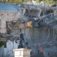 October 24, 2025 - American Week: Trump demolishes the East Wing of the White House