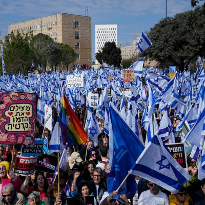 Simon Marks Reporting