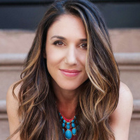 AR #31 - Manifest With Less Hustle And More Flow with Erin Stutland