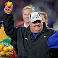 Ep. 076: Remembering the 2007 KU football team with Tully Corcoran