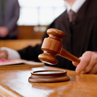 To Judge or Not to Judge: We judge inside the body of Christ