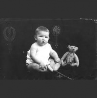 Robin Cooper interviews a baby