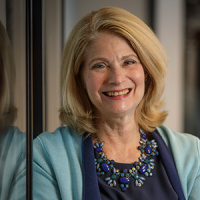 Episode 208: Gail Golden