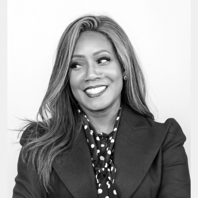 Work Alchemy: The Impact Interviews-ursula Jorch Chats With Seth Godin, Marianne Williamson, Martha Beck, Prince Ea  Others