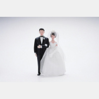 Married Couples Pack On More Pounds