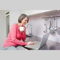 Online Sociality Linked to Lower Death Risk