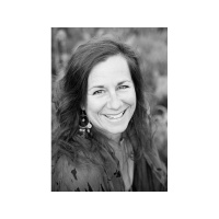 Spirit, Mind, Money with Dawn DelVecchio/ Women Entrepreneur Series