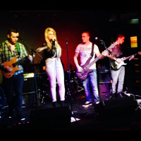 Sinnuendo live at The Slaughtered Lamb