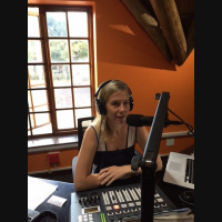 Relationship advice for a caller on the show with Adele Green 