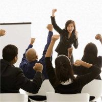 065 - How to find your voice as a great presenter with Emma Bannister