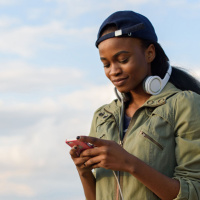 E166: Our Favorite Podcasts for Summer Listening