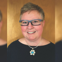 E157: How to Connect with Pain Clinics and Other Practitioners Treating Patients with Pain (with Diana Thompson)