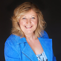 Susan Heaton-Wright: CapsuleCRM, GarageBand, Female Entrepreneur Association and Hobbies