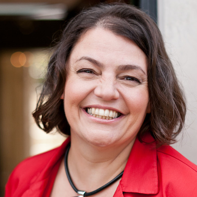 Power To Live More With Jo Dodds