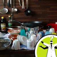 Does washing dishes leave toxic detergent residue on plates?