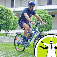 Who freewheels downhill faster, a fat person or a skinny person?