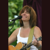 The Blue Garden of Midwest Urban Folk