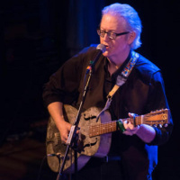 Light Hands, Feet of Clay (Street) - Richard Wiegel