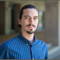 A Tool to Strengthen the Voice of Science in Online Journalism