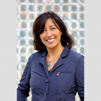 Stop Re-Living Your Trauma with Kathy De La Torre 