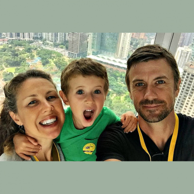 Epic Education Radio: Family Travel Podcast For Parents Who Like Nomadic Matt, Rick Steves, Tim Ferriss  John Lee Dumas