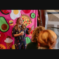 Lindsey Smith- Author of Eat Your Feelings -The Food Mood Girls Guide to Transforming Your Emotional Eating Episode 104 on Marta On The Move