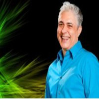 Carlos Fraga, Tito Figueroa,Paty Flores y Miguel Michelena en conferencia