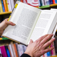 Wararka Maanta ee Raadiyaha Iswiidhen