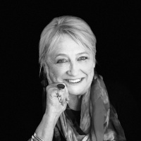 Roslyn McFarland on All the Lives Weve Lived 