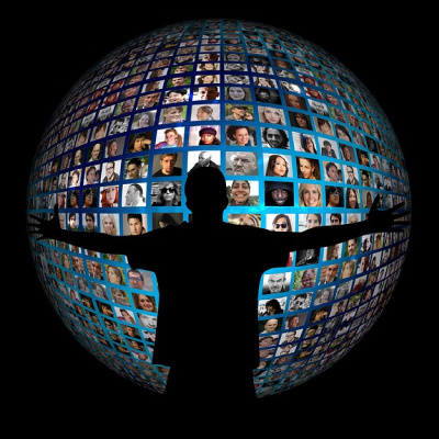 Lukes English Podcast - Learn British English With Luke Thompson