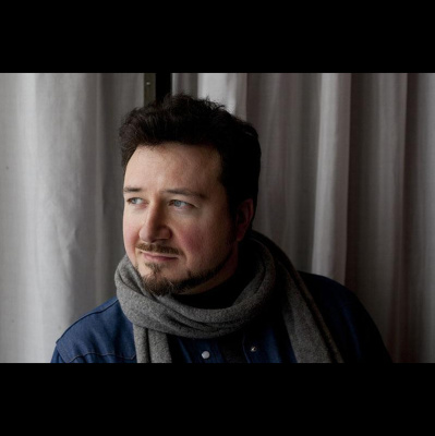 Lukes English Podcast - Learn British English With Luke Thompson