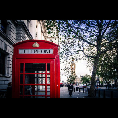 Lukes English Podcast - Learn British English With Luke Thompson