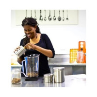 Chatting with Brandi Shelton owner of just add honey tea company