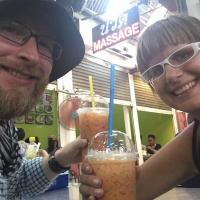 Thailand dag 16: Helgmarknaden, cooooonsijer och roomservice