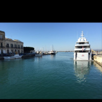 To Sicily: Crossing roads and recounting tales in Siracusa