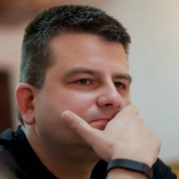 Treki23 Undercover 366 - Tile demanda a Apple