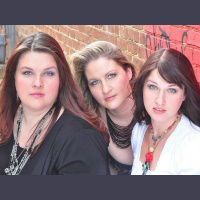 3 Lanes Crossing Live