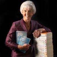 Her Husband Thought She’d Quilt But She Became A Bestselling Author Instead - LeAnn Thieman - #617