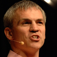 #87: British New Yorker Launches New Podcast To Help Entrepreneurs